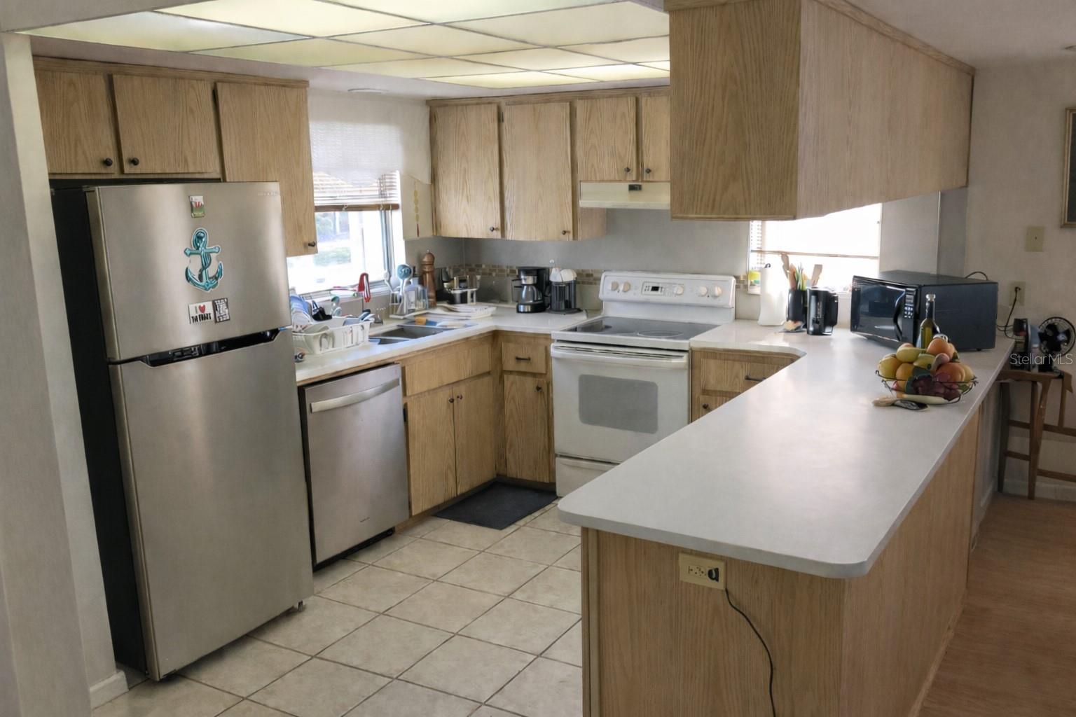 255 CAPRI CIR N #17, TREASURE ISLAND, FL — photo 18