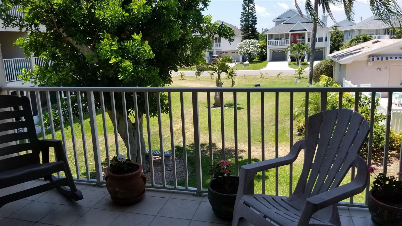 255 CAPRI CIR N #17, TREASURE ISLAND, FL — photo 23