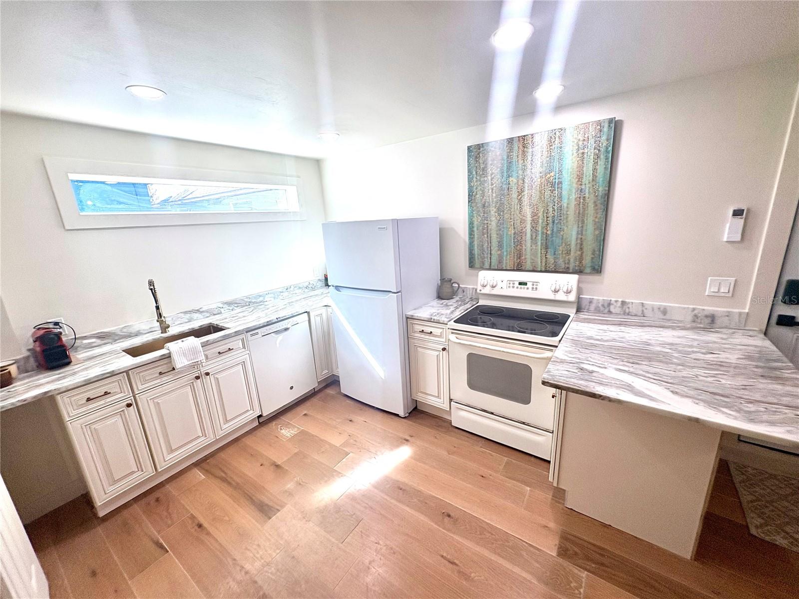3022 BEACH BLVD S #1, GULFPORT, FL — photo 4