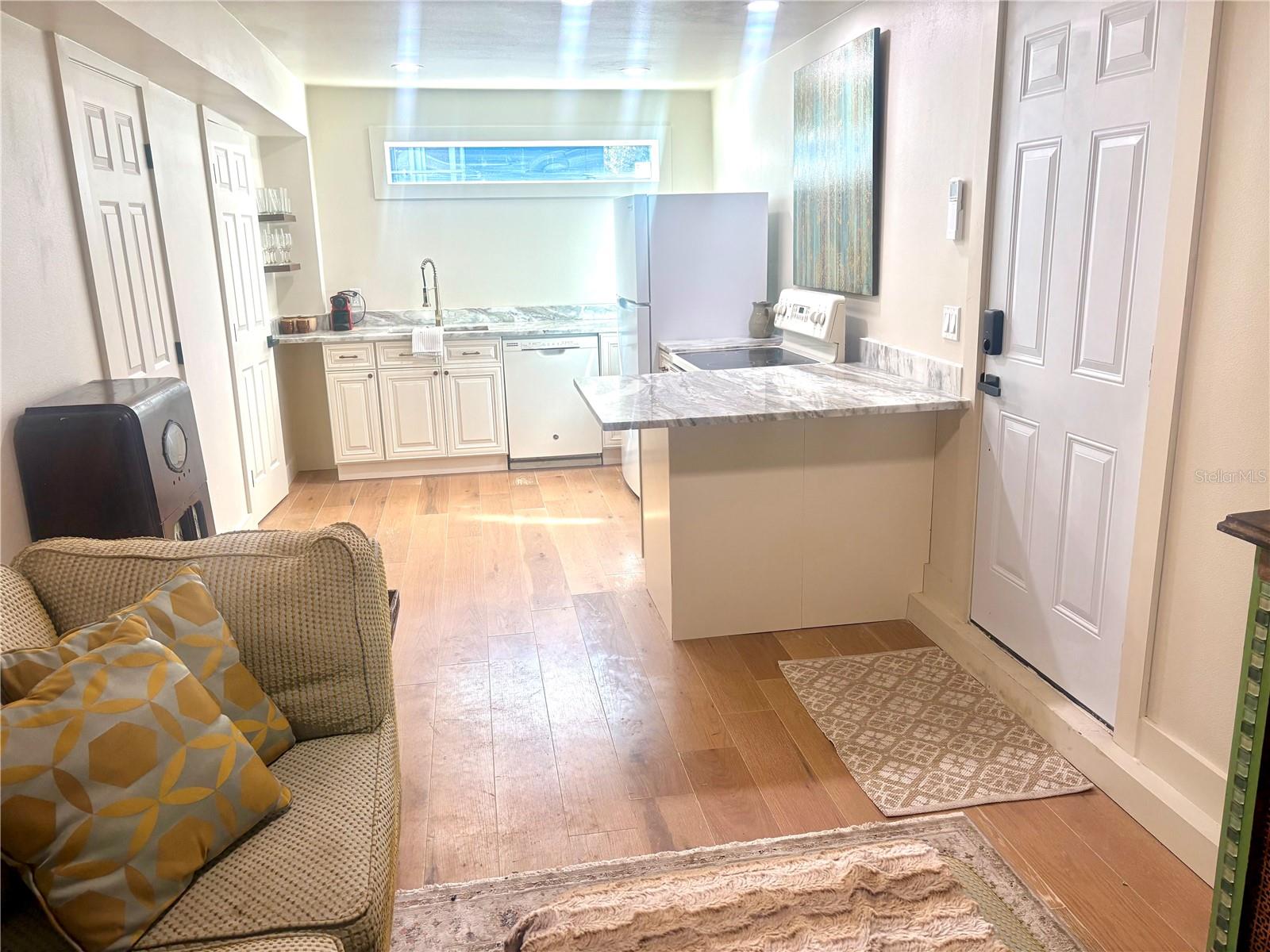 3022 BEACH BLVD S #1, GULFPORT, FL — photo 12