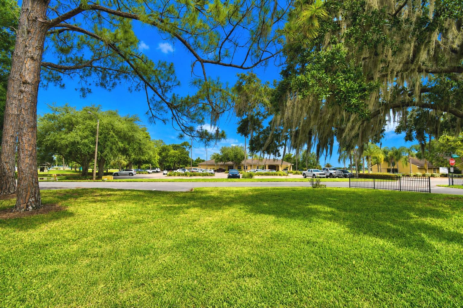 645 BROADMOOR CIR #645, WINTER HAVEN, FL — photo 49