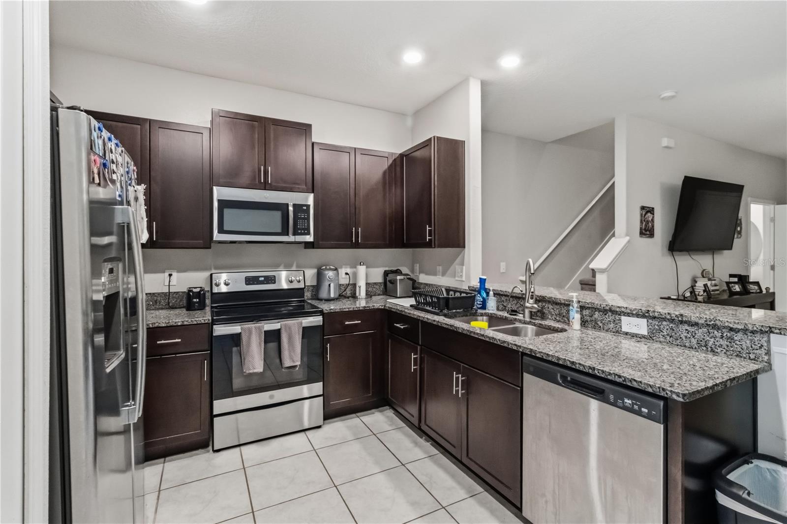 9622 PEMBROOKE PINES DR, SUN CITY CENTER, FL — photo 9