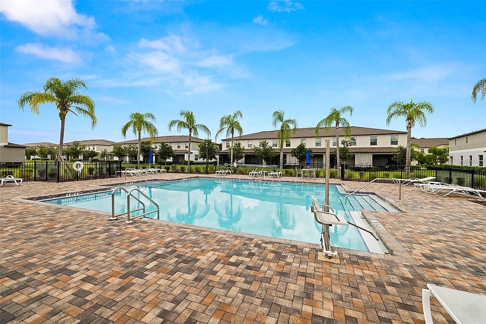 9622 PEMBROOKE PINES DR, SUN CITY CENTER, FL — photo 33