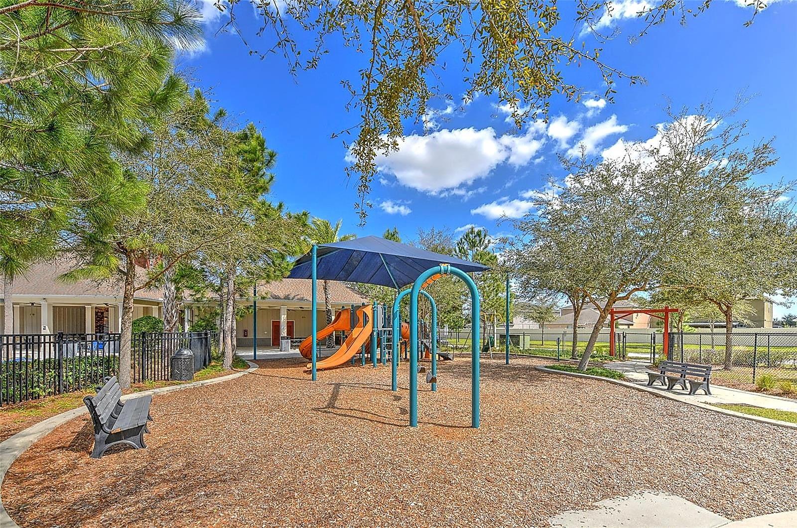 9622 PEMBROOKE PINES DR, SUN CITY CENTER, FL — photo 40