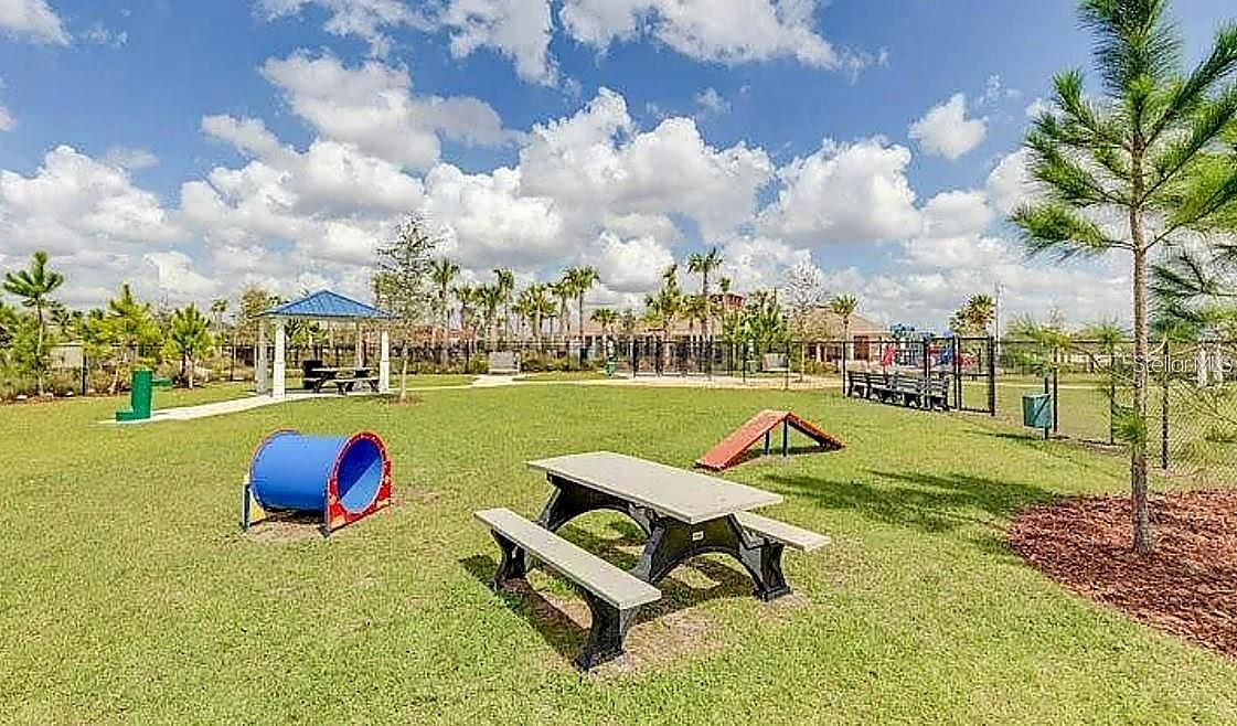 9622 PEMBROOKE PINES DR, SUN CITY CENTER, FL — photo 47