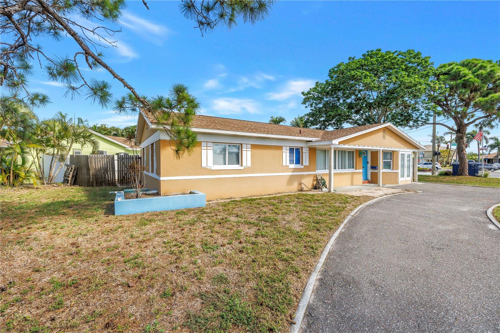 7901 CAUSEWAY BLVD S, ST PETERSBURG, FL