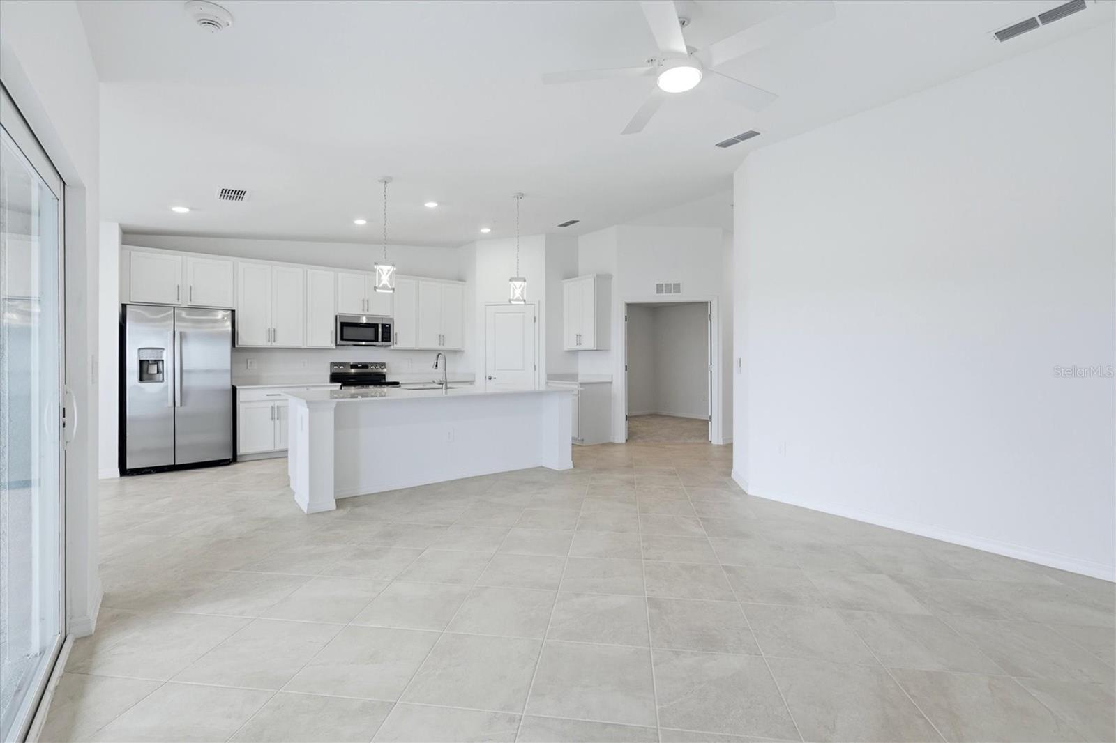 18923 SCALLOP LOOP #205, BRADENTON, FL — photo 8