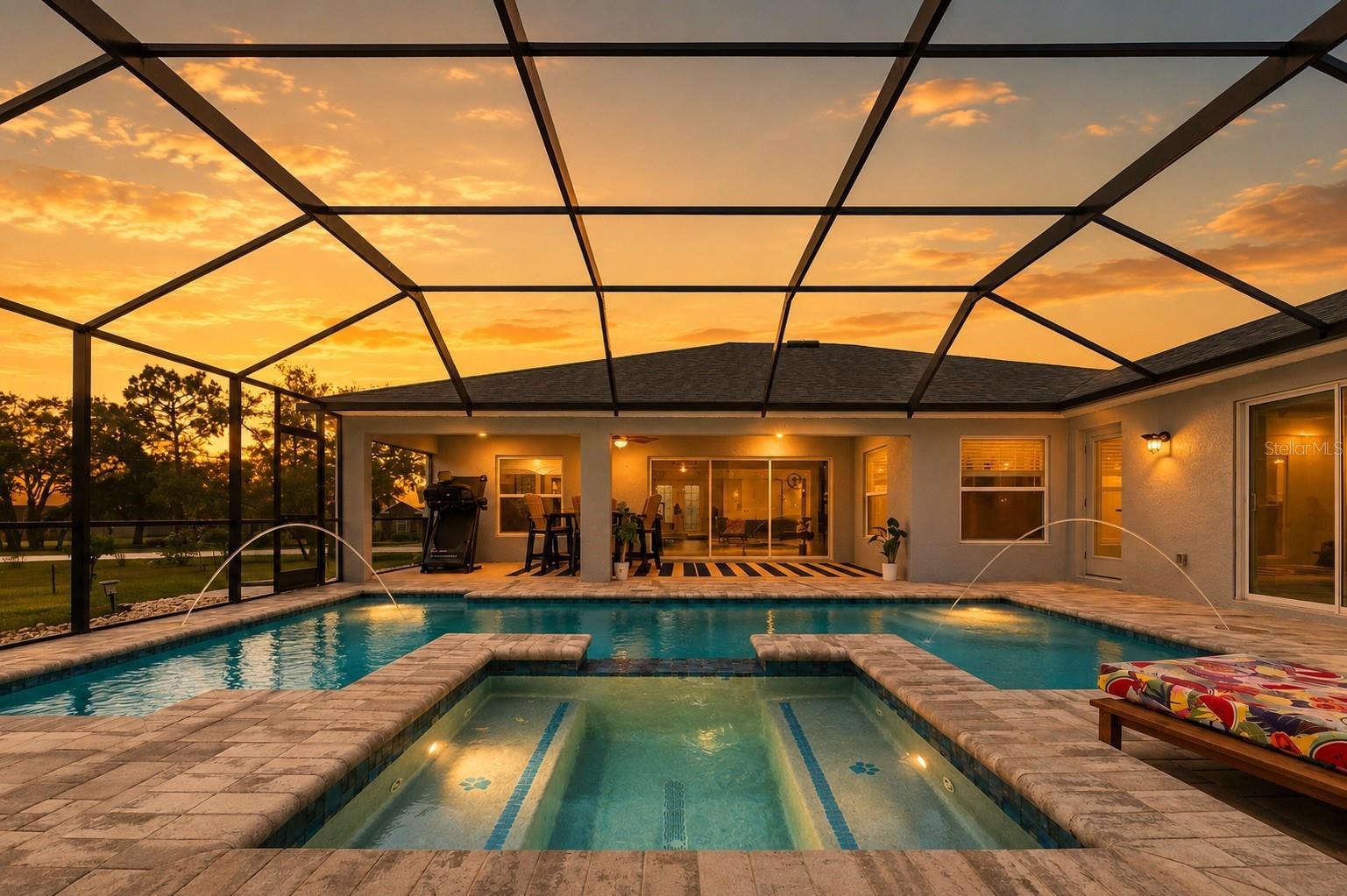12182 PIONEER AVE, WEEKI WACHEE, FL — photo 5