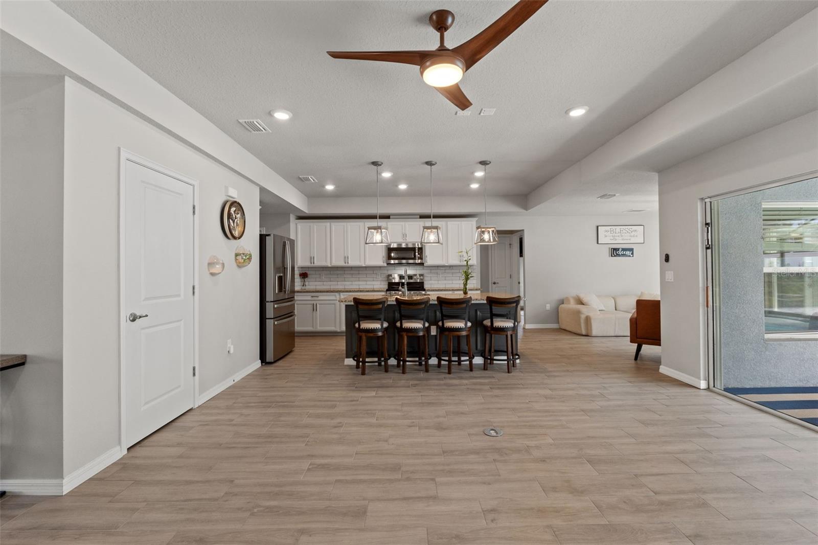 12182 PIONEER AVE, WEEKI WACHEE, FL — photo 12