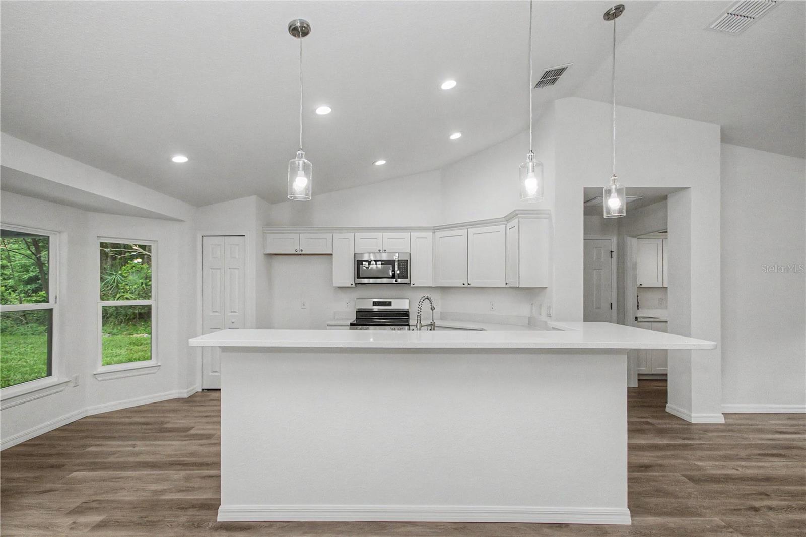 3032 SE 140TH PL, SUMMERFIELD, FL — photo 2