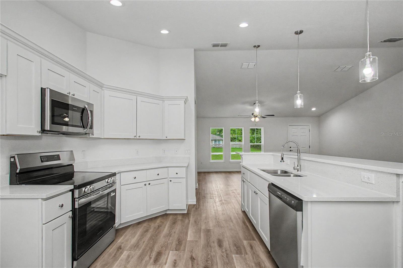3032 SE 140TH PL, SUMMERFIELD, FL — photo 3