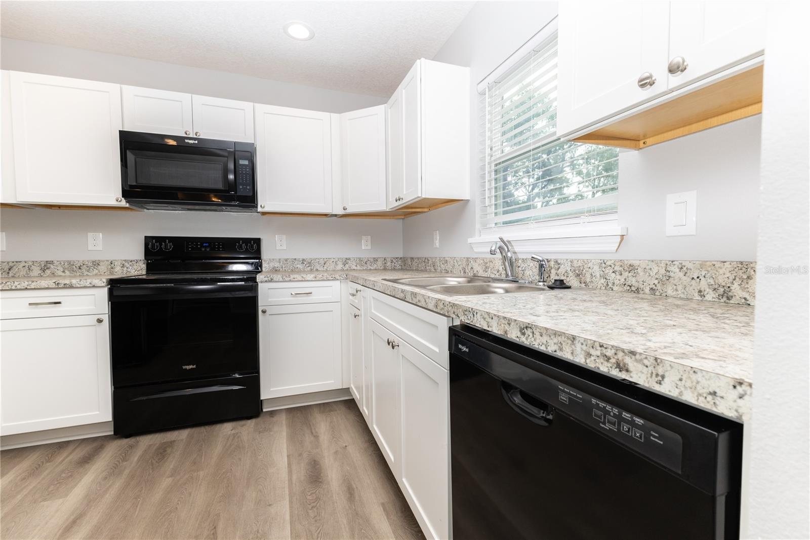 306 E GEORGIA AVE, BUSHNELL, FL — photo 10