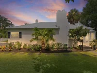 306 N CLAYTON ST — photo 10