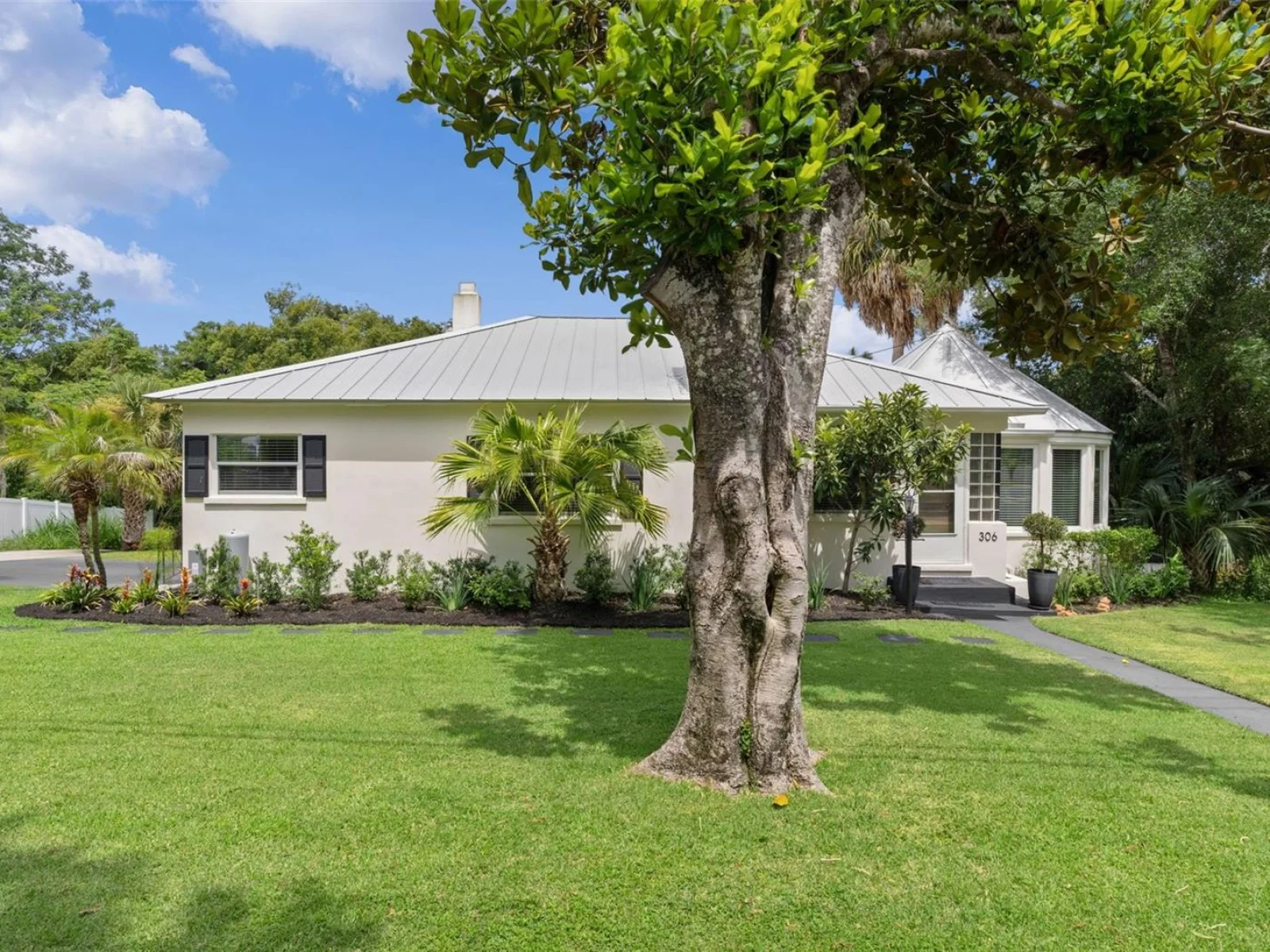 306 N CLAYTON ST, MOUNT DORA, FL — photo 12