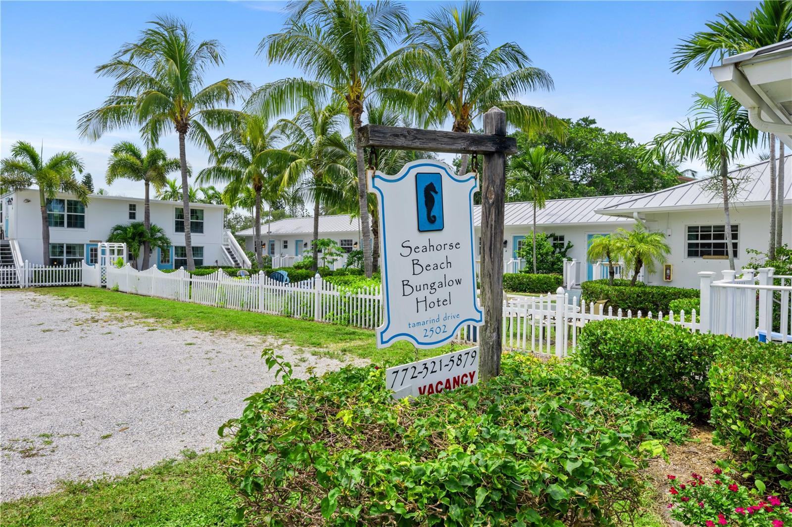 2502 TAMARIND DR, FORT PIERCE, FL — photo 3