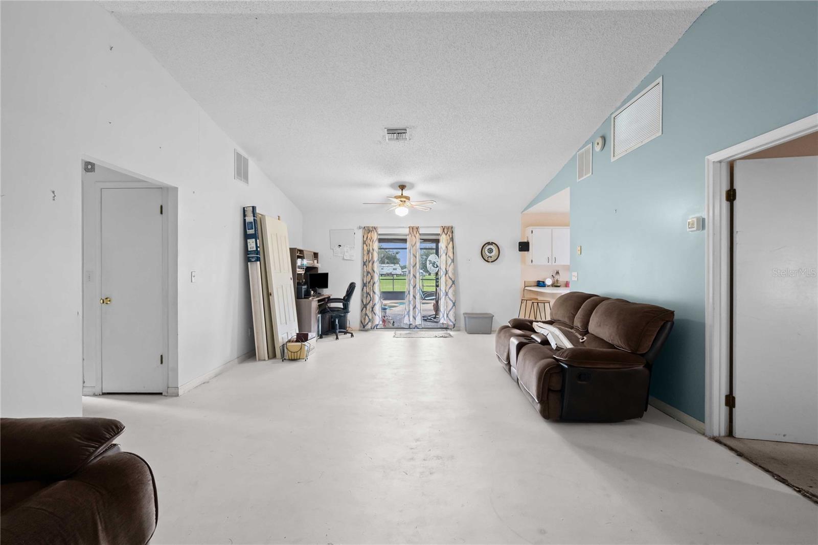 348 CR 542E, BUSHNELL, FL — photo 5