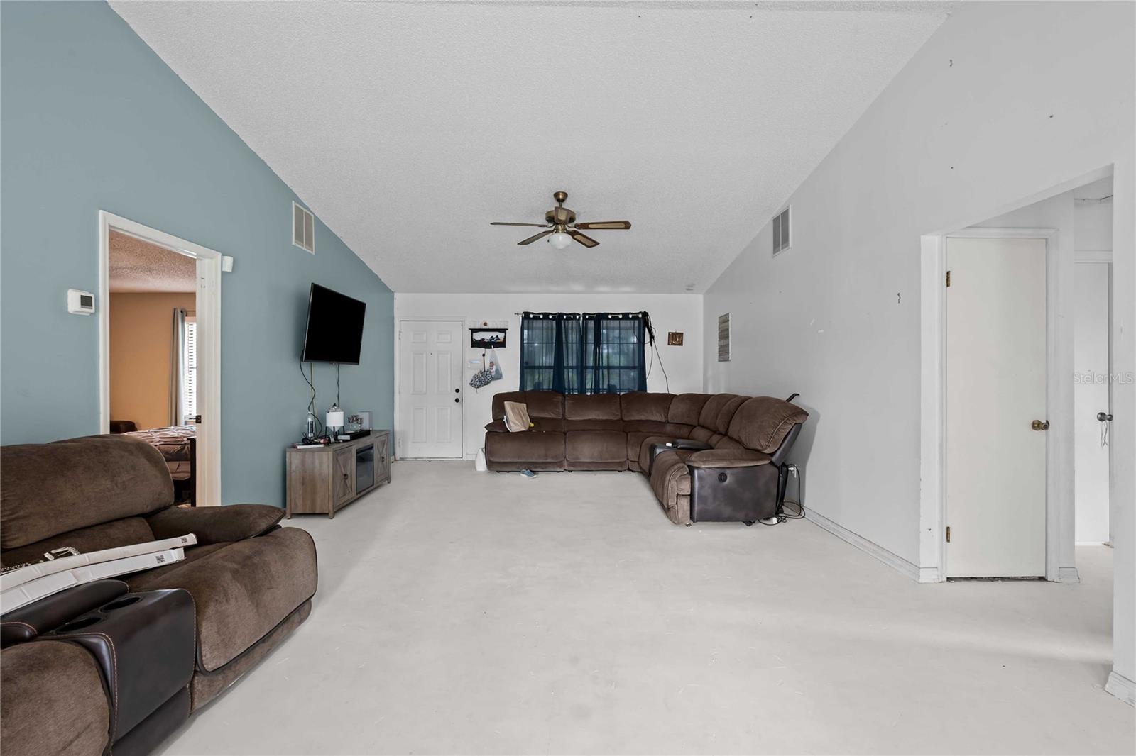 348 CR 542E, BUSHNELL, FL — photo 7