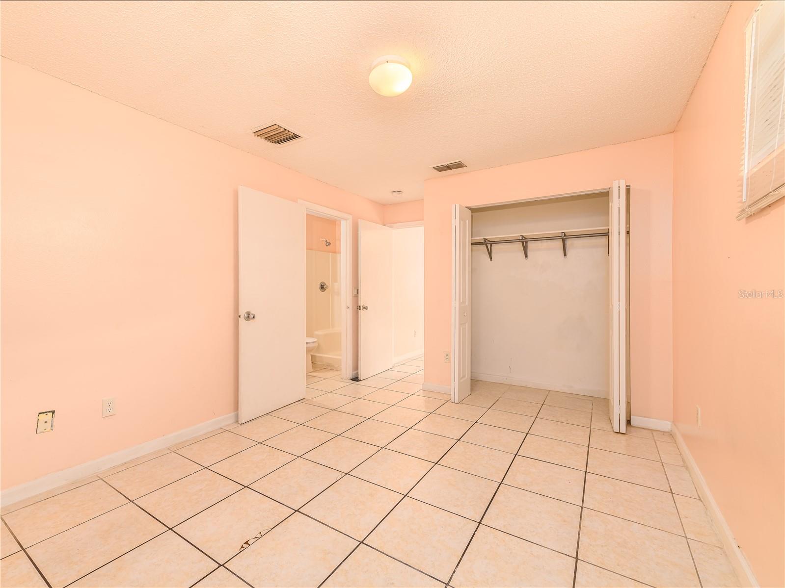 8702 FISH LAKE RD, TAMPA, FL — photo 17