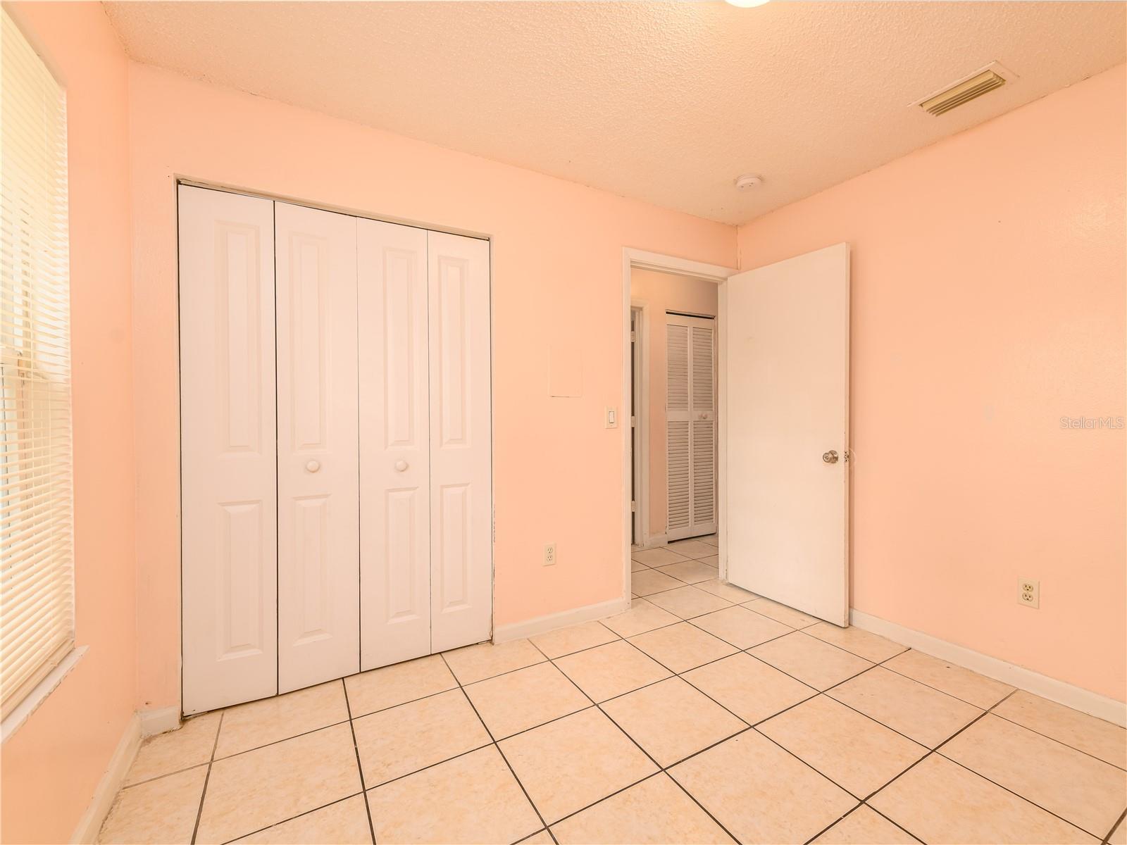 8702 FISH LAKE RD, TAMPA, FL — photo 25