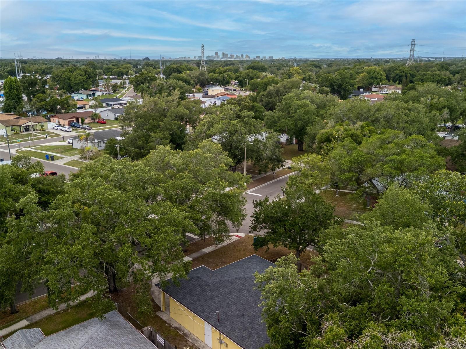 8702 FISH LAKE RD, TAMPA, FL — photo 36