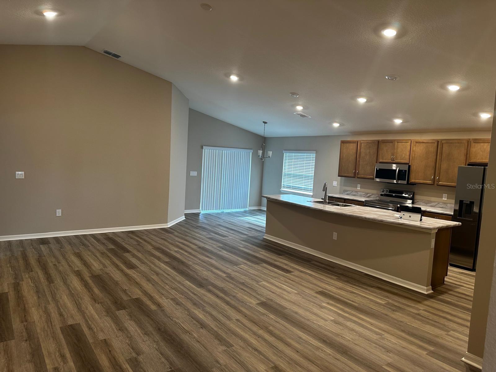 1391 MOUNTAIN FLOWER LN, DAVENPORT, FL — photo 2