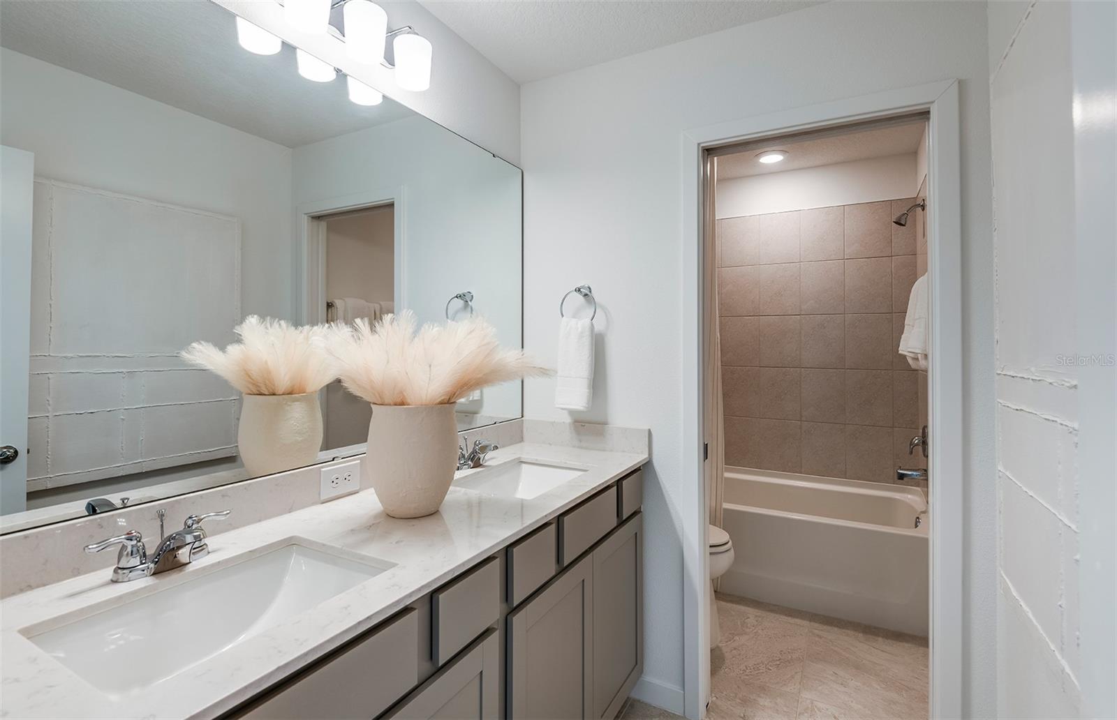 36798 KISTNA DR, ZEPHYRHILLS, FL — photo 12