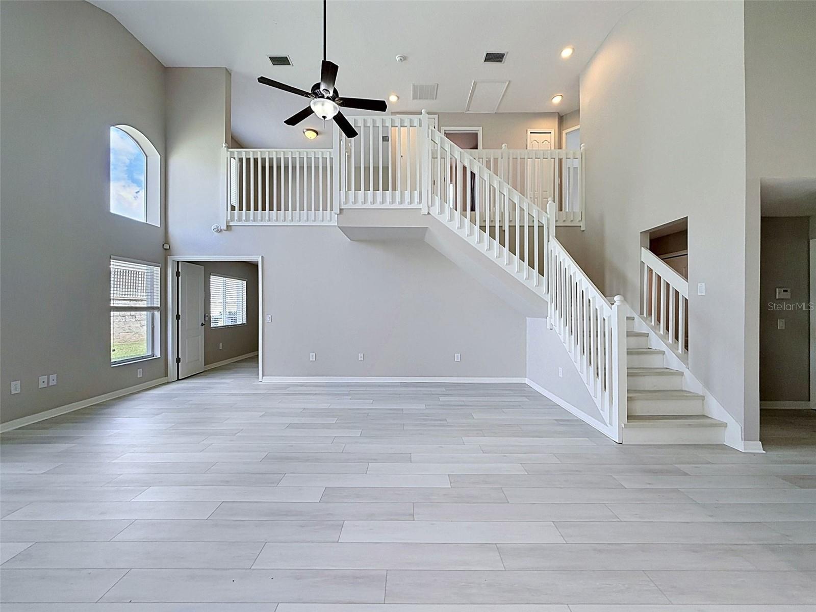 7848 MERCHANTVILLE CIR, ZEPHYRHILLS, FL — photo 5