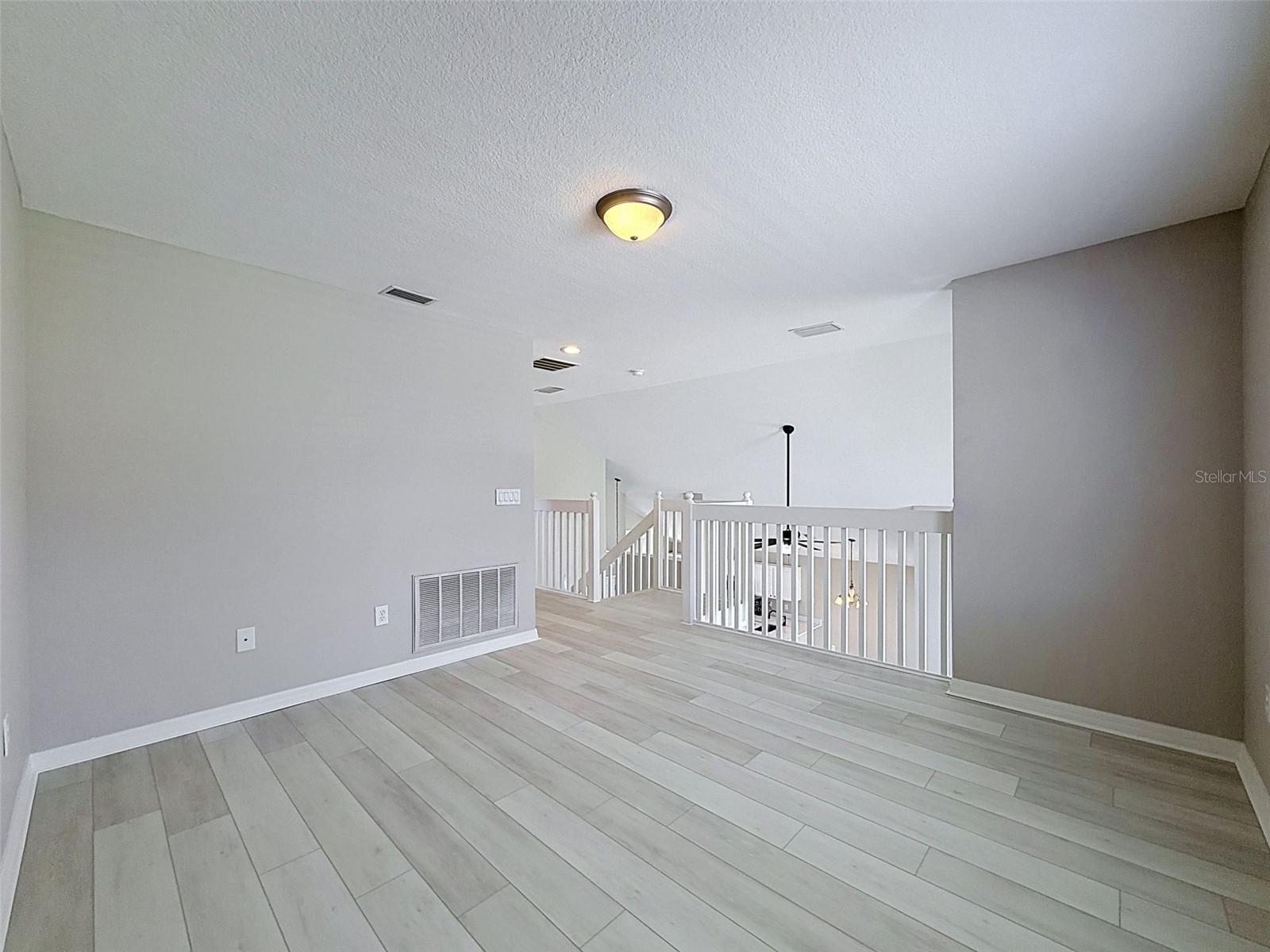 7848 MERCHANTVILLE CIR, ZEPHYRHILLS, FL — photo 15