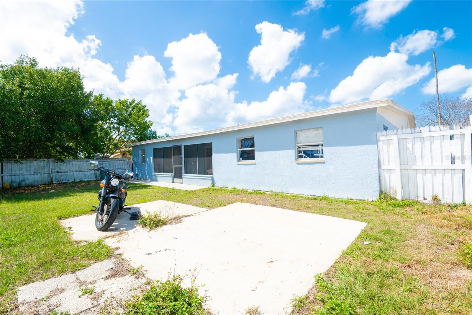 1050 DEAL LN, HOLIDAY, FL — photo 19