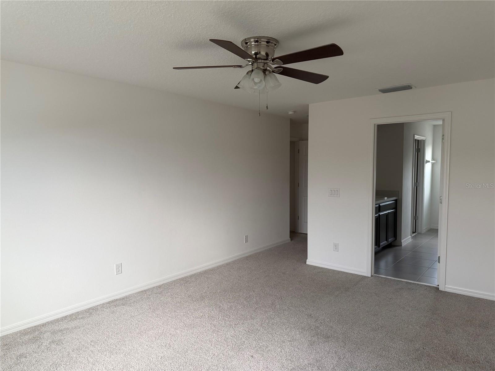 911 AVENAL LN, DAVENPORT, FL — photo 10