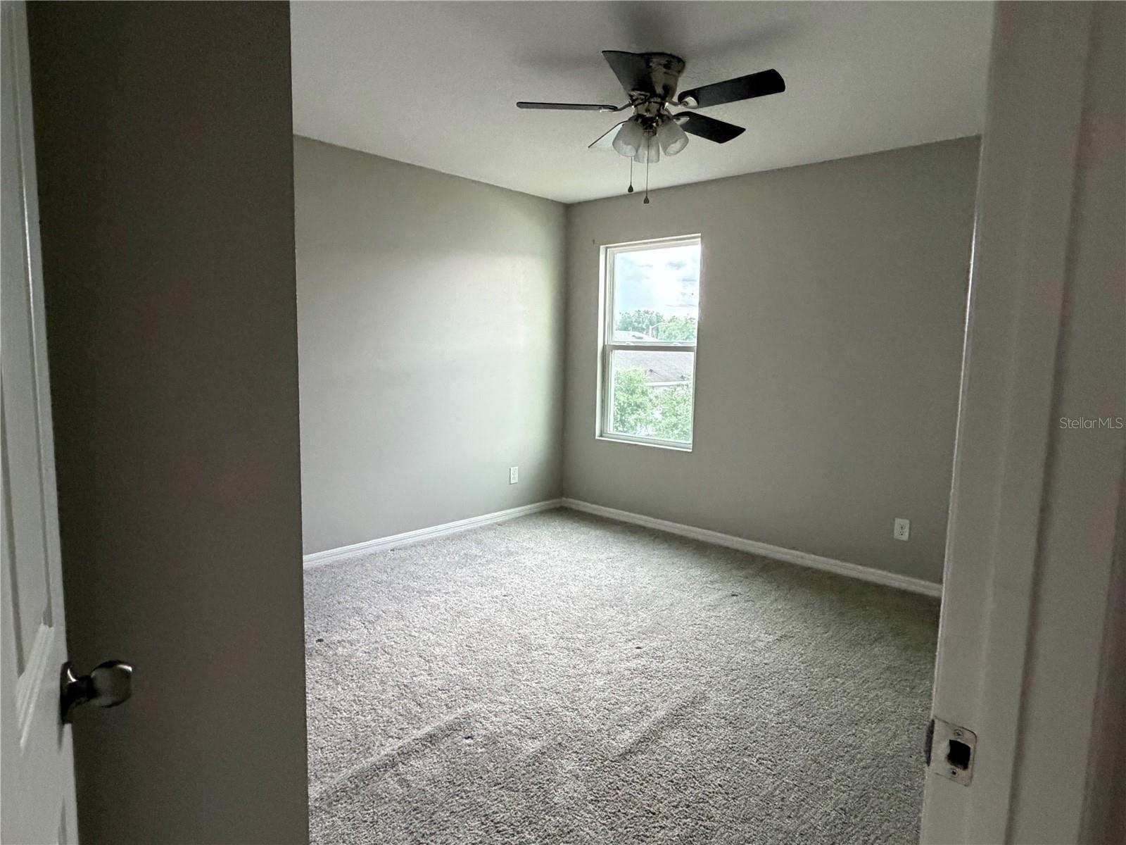 911 AVENAL LN, DAVENPORT, FL — photo 16