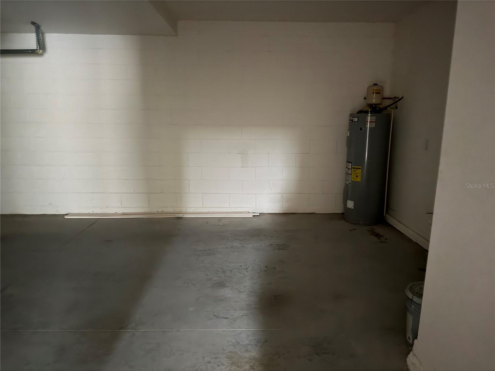 911 AVENAL LN, DAVENPORT, FL — photo 25