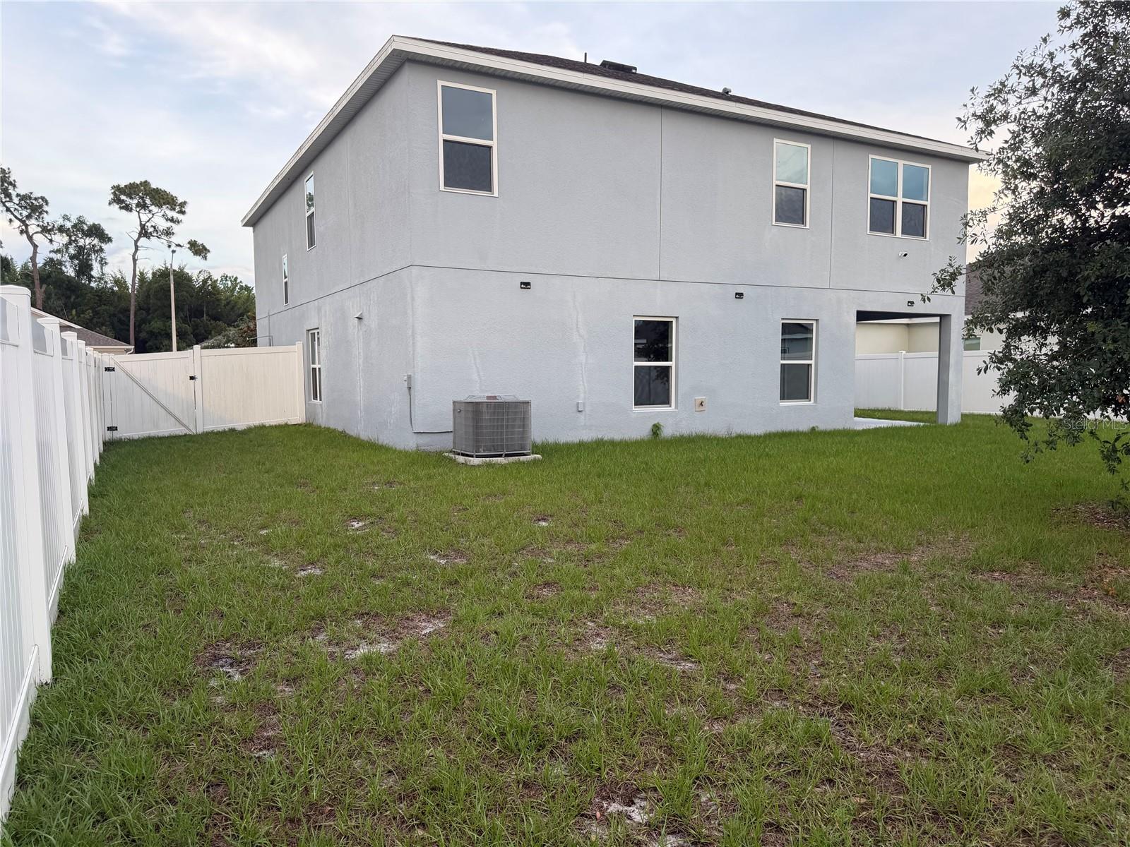 911 AVENAL LN, DAVENPORT, FL — photo 27