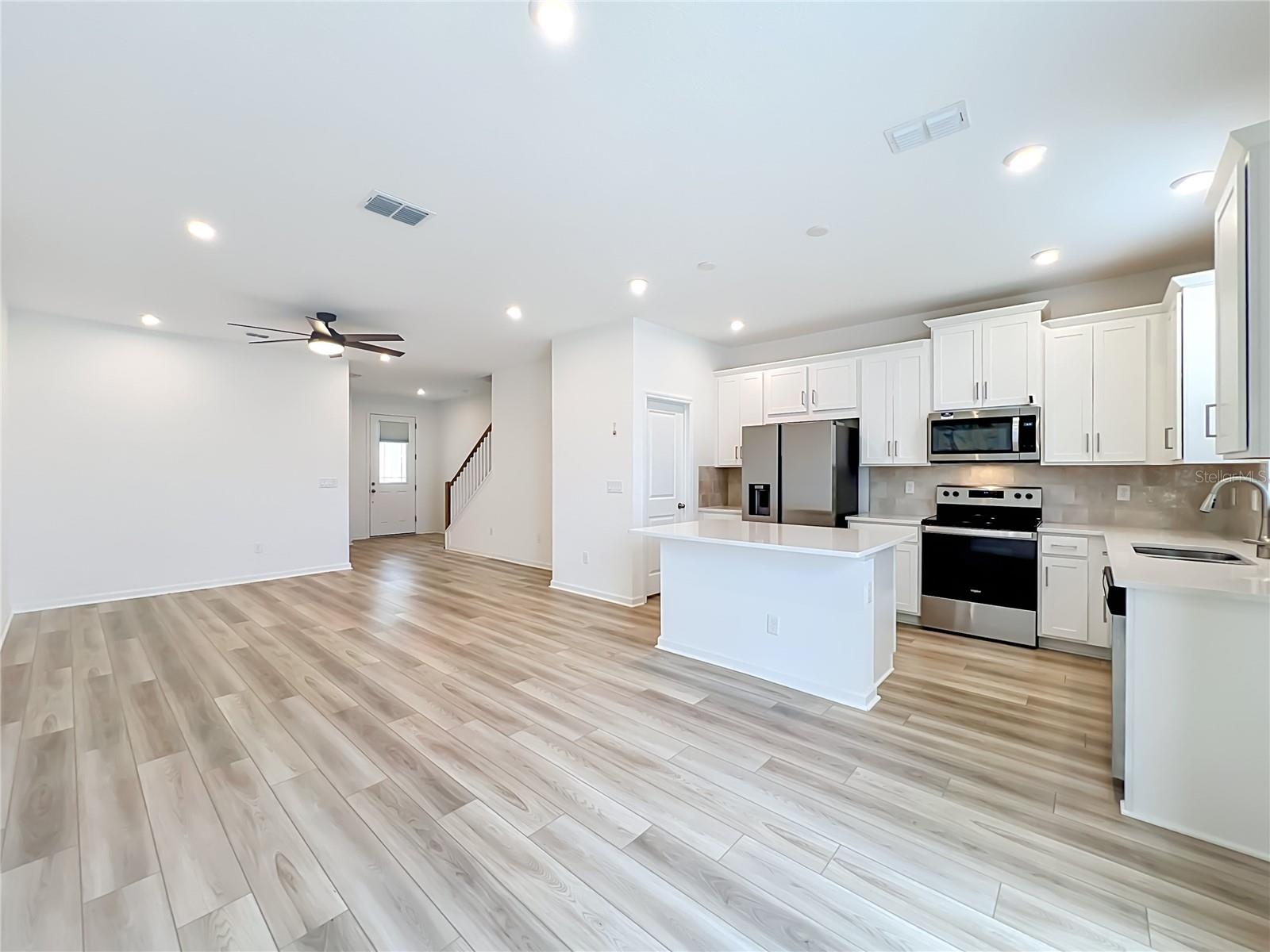 746 SPRING PALMS LOOP, ORLANDO, FL — photo 10
