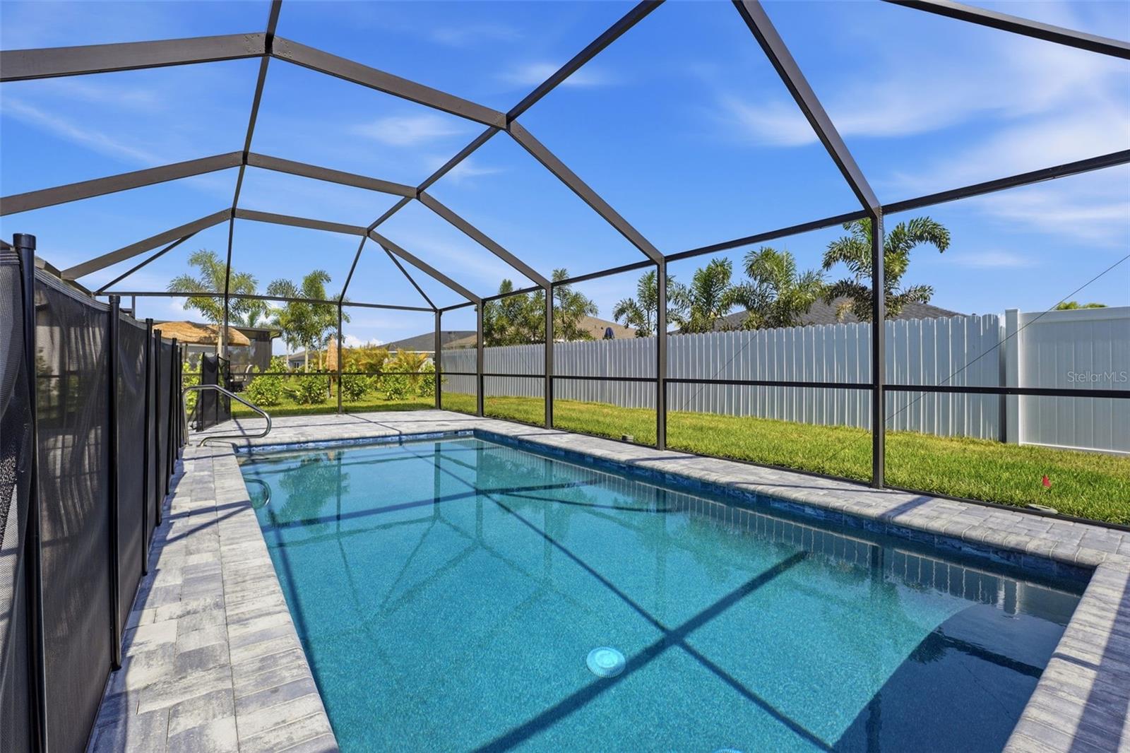113 LEISURE PL, ROTONDA WEST, FL — photo 32