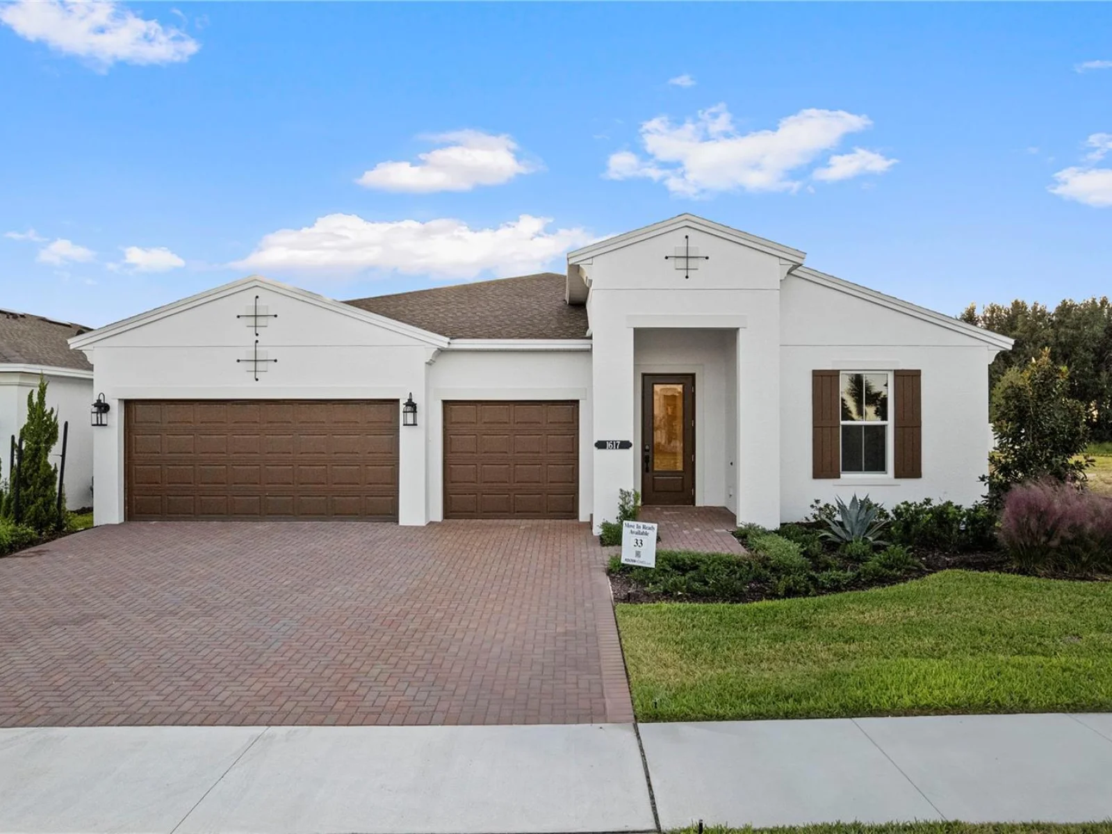 1617 BELLAGIO LOOP, TAVARES, FL — photo 1
