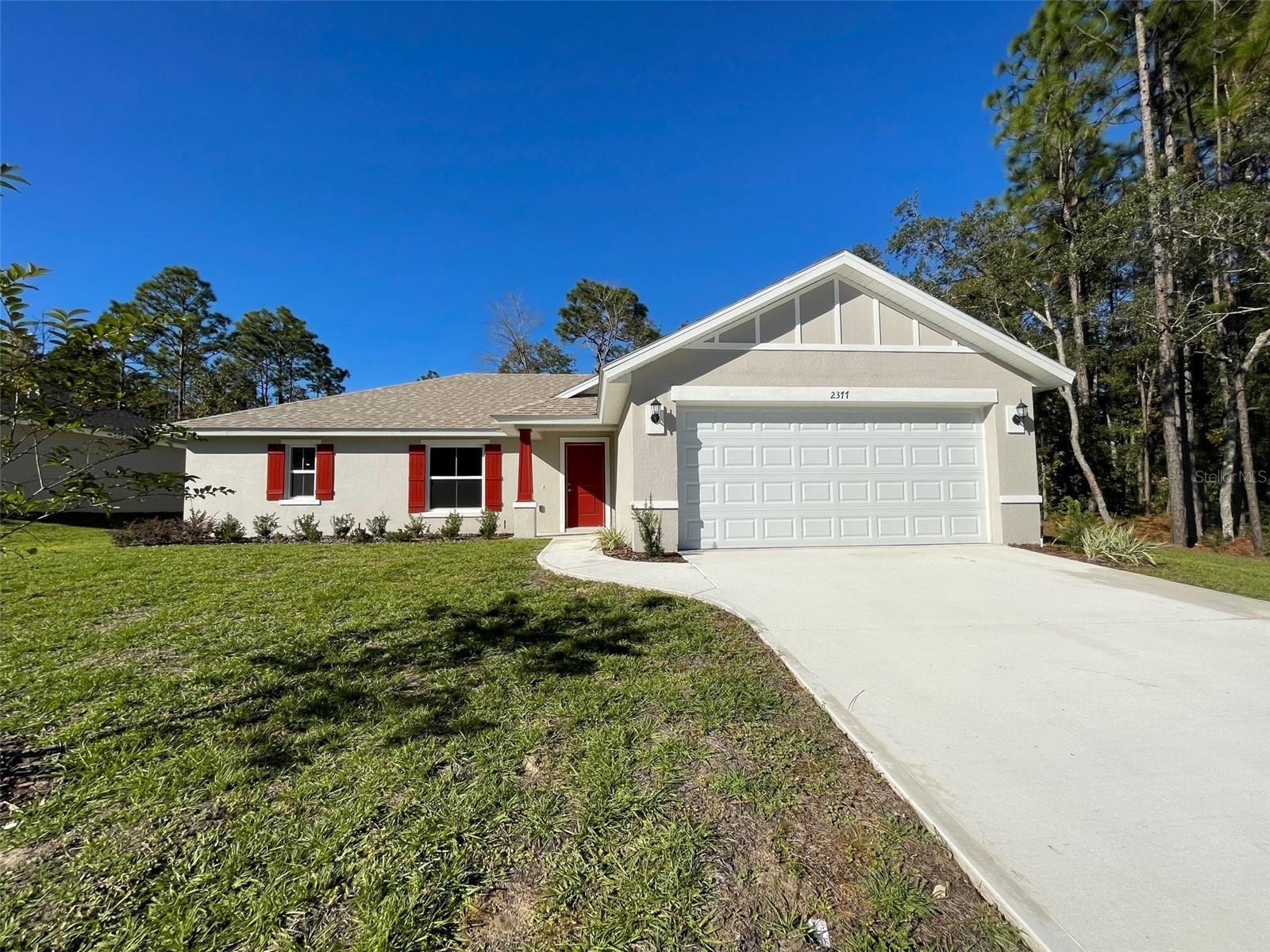 2377 W MENORES DR, CITRUS SPRINGS, FL — photo 2