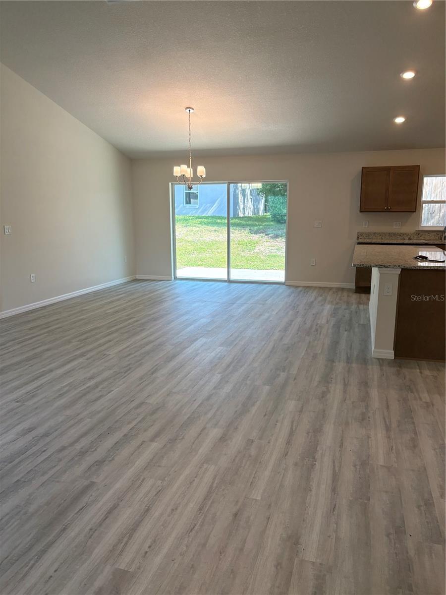 2377 W MENORES DR, CITRUS SPRINGS, FL — photo 4