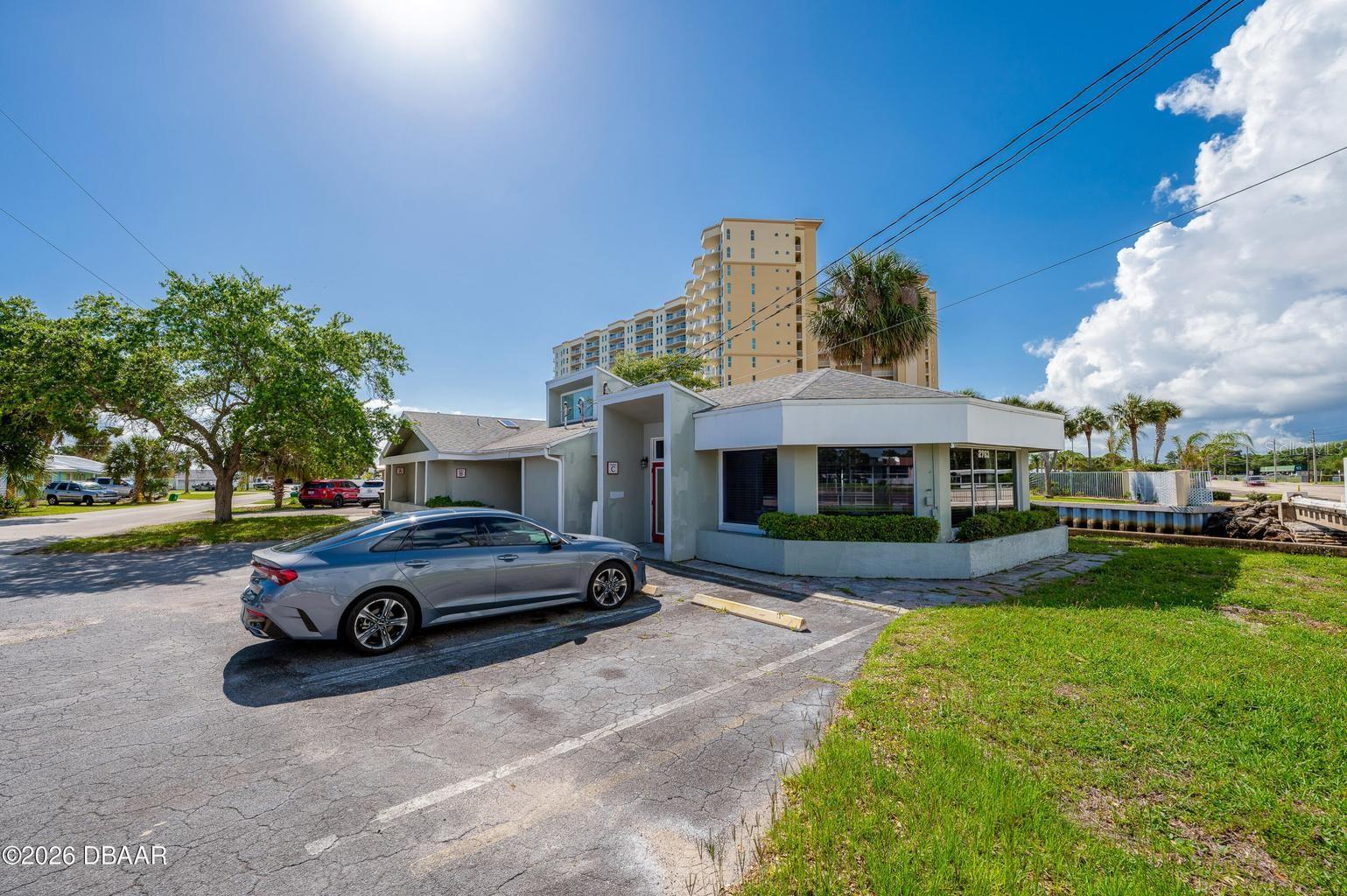 2763 S RIDGEWOOD AVE, SOUTH DAYTONA, FL — photo 4