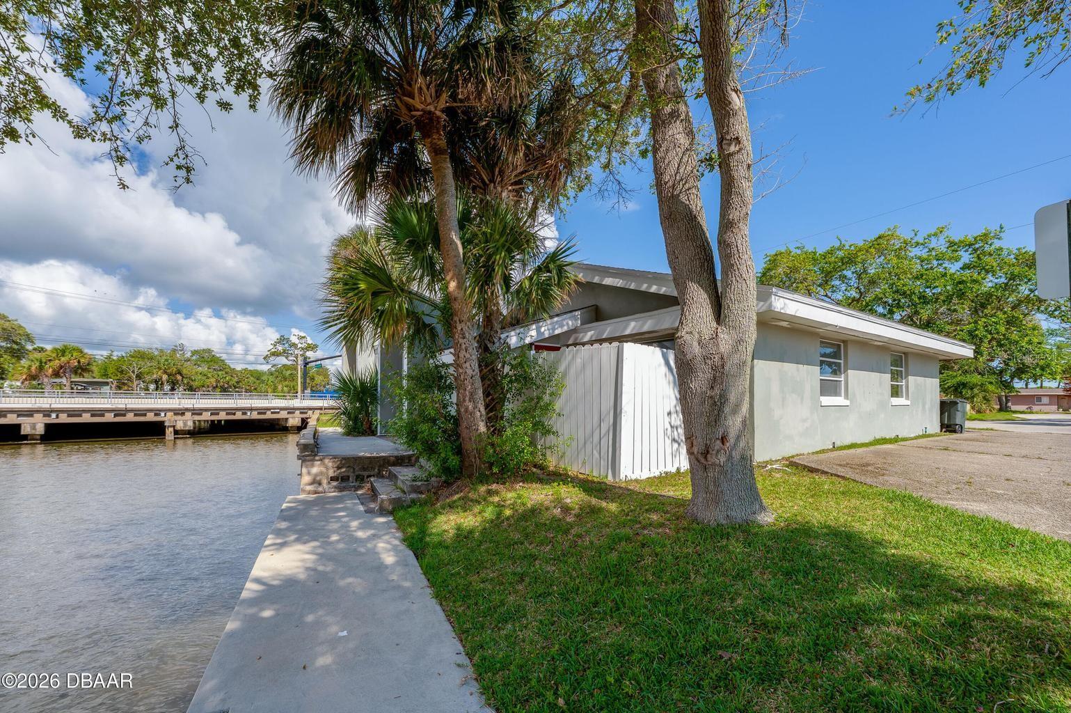 2763 S RIDGEWOOD AVE, SOUTH DAYTONA, FL — photo 30