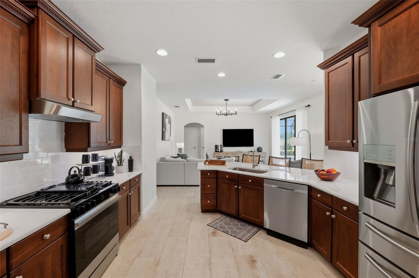 2691 LAKEBREEZE LN S, CLEARWATER, FL — photo 23