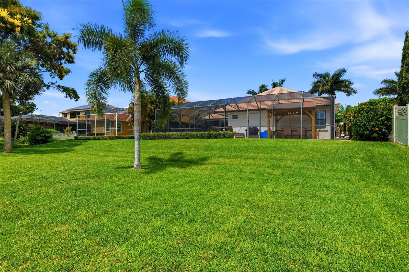 2691 LAKEBREEZE LN S, CLEARWATER, FL — photo 57