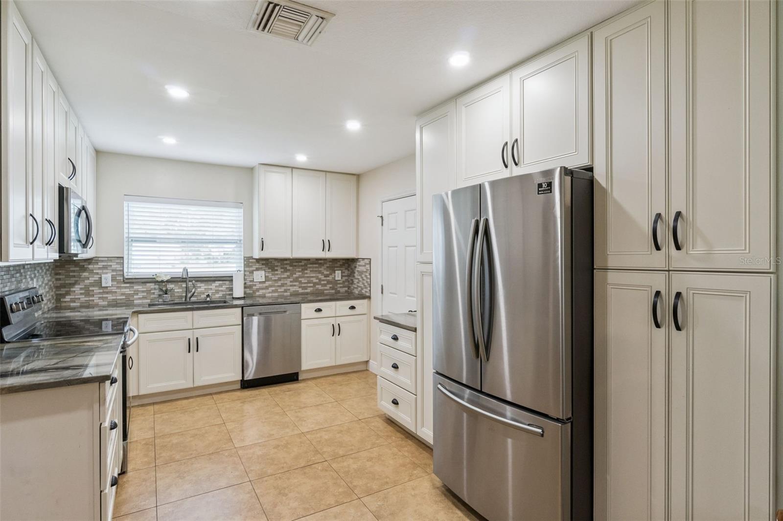 5246 MAYAPPLE CIR, ORLANDO, FL — photo 9