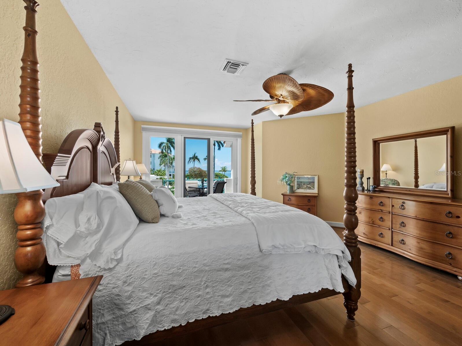 350 GULF OF MEXICO DR #213, LONGBOAT KEY, FL — photo 21