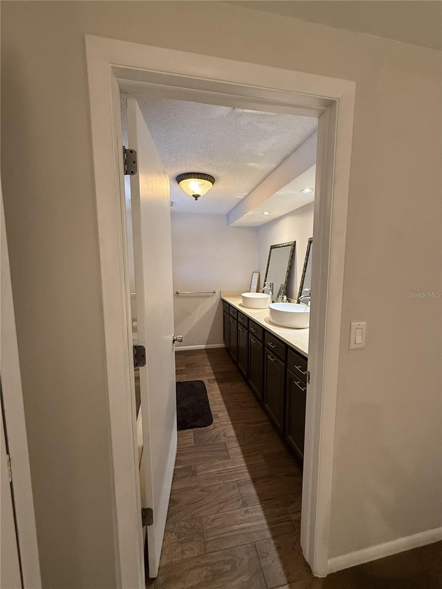 907 FRUITLAND AVE, BRADENTON, FL — photo 16