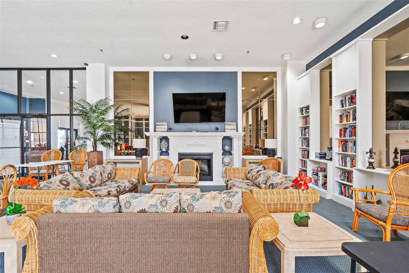 6372 PALMA DEL MAR BLVD S #207, ST PETERSBURG, FL — photo 37