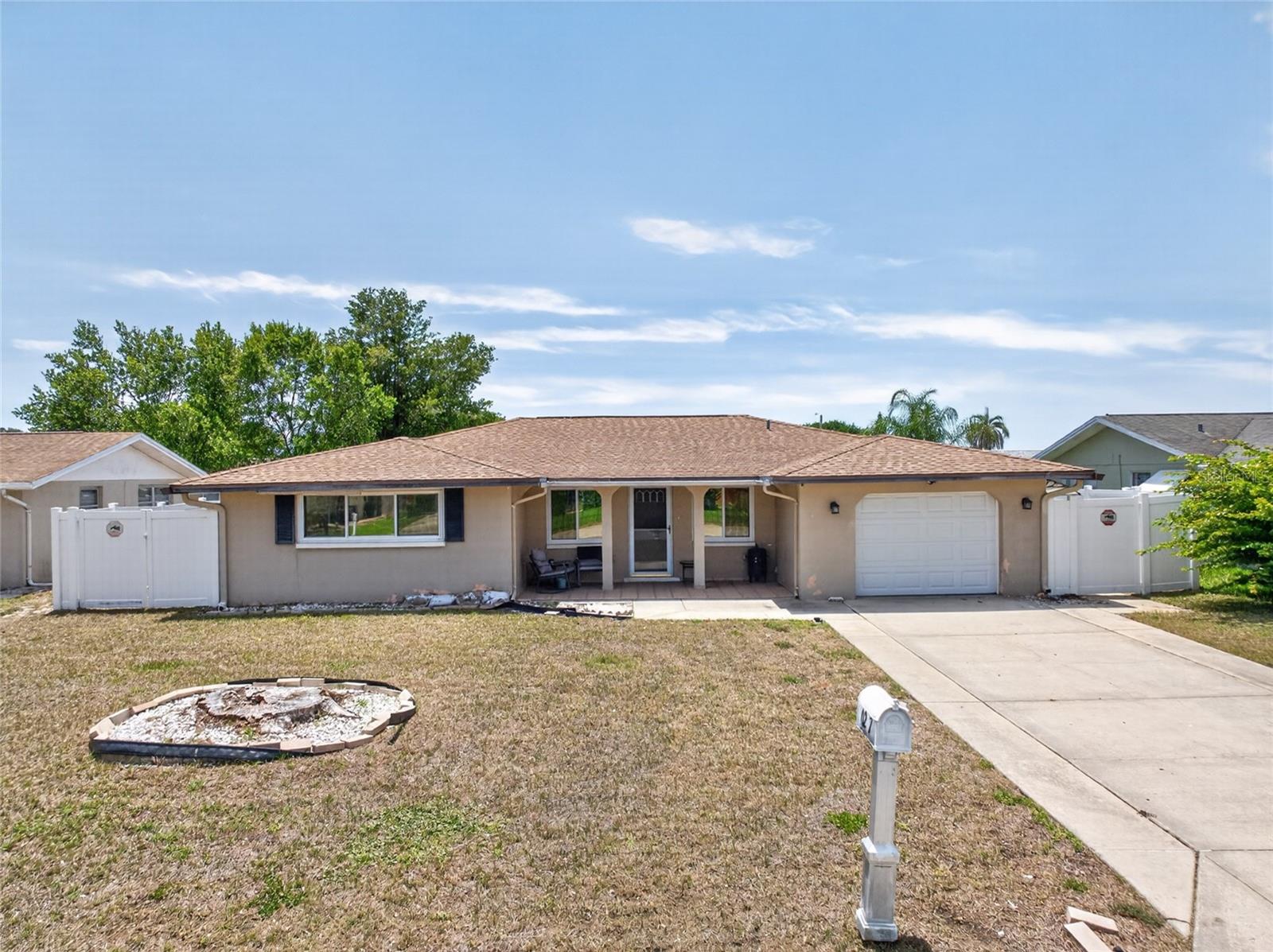 10237 OAK HILL DR, PORT RICHEY, FL