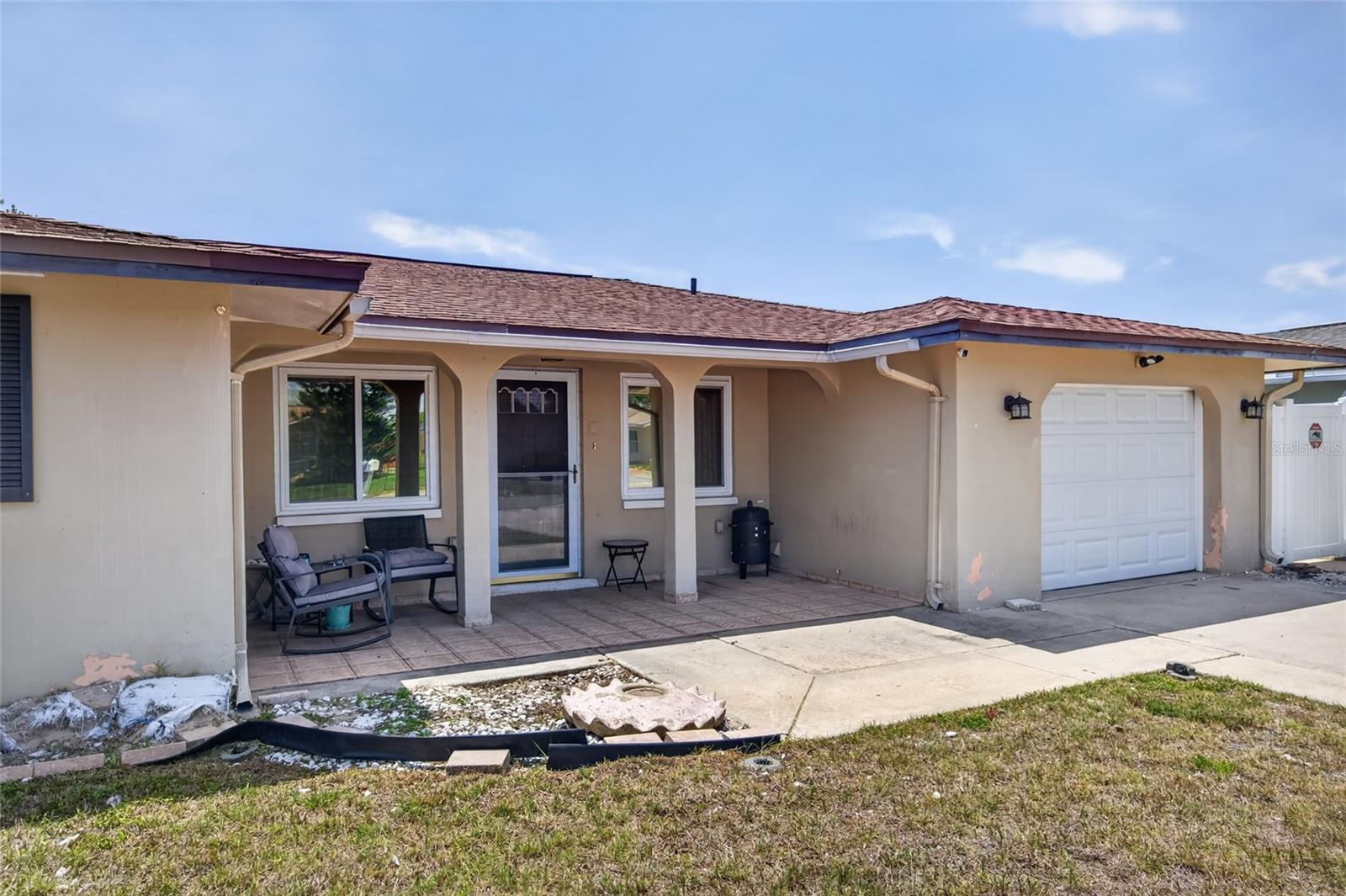 10237 OAK HILL DR, PORT RICHEY, FL — photo 3