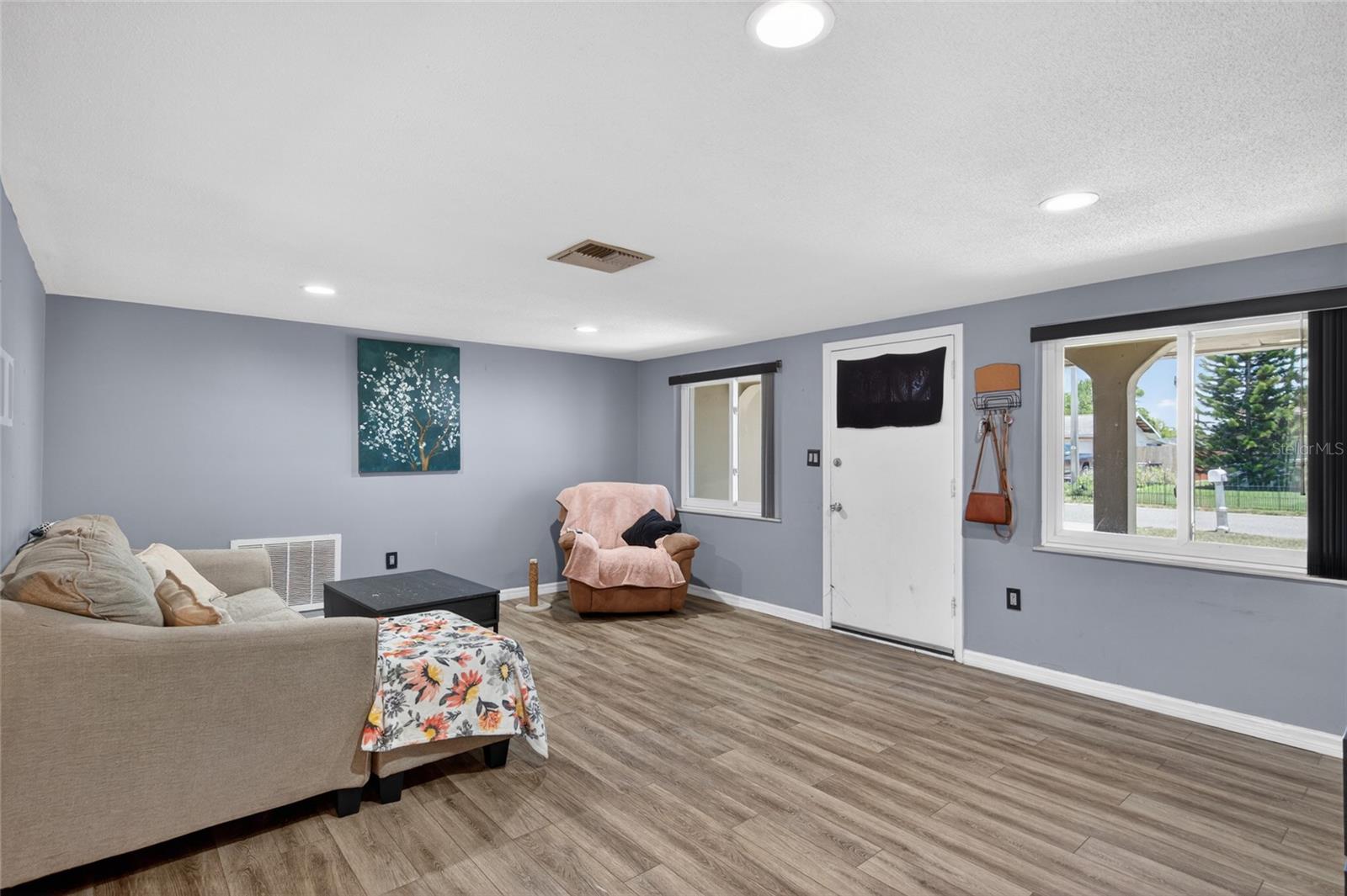 10237 OAK HILL DR, PORT RICHEY, FL — photo 5