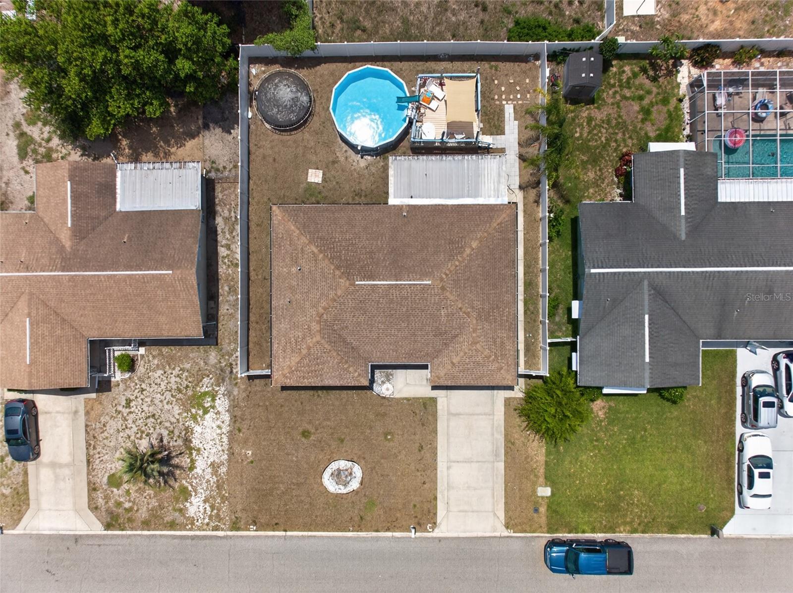 10237 OAK HILL DR, PORT RICHEY, FL — photo 37